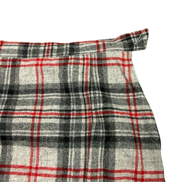 Vintage Pendleton 1960s turnabout gray and red plaid wool skirt USA made XS - Picture 2 of 6